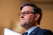 益阳特朗普税改案参议院过关有望 共和党议员无人声援马斯克